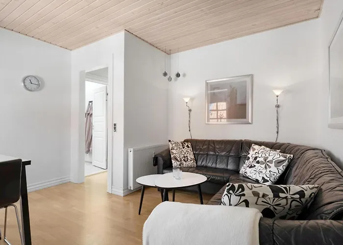 Lovely Centrally Located In