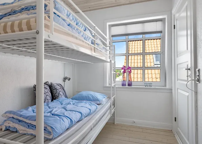 Lovely Centrally Located In Vakantiehuis *